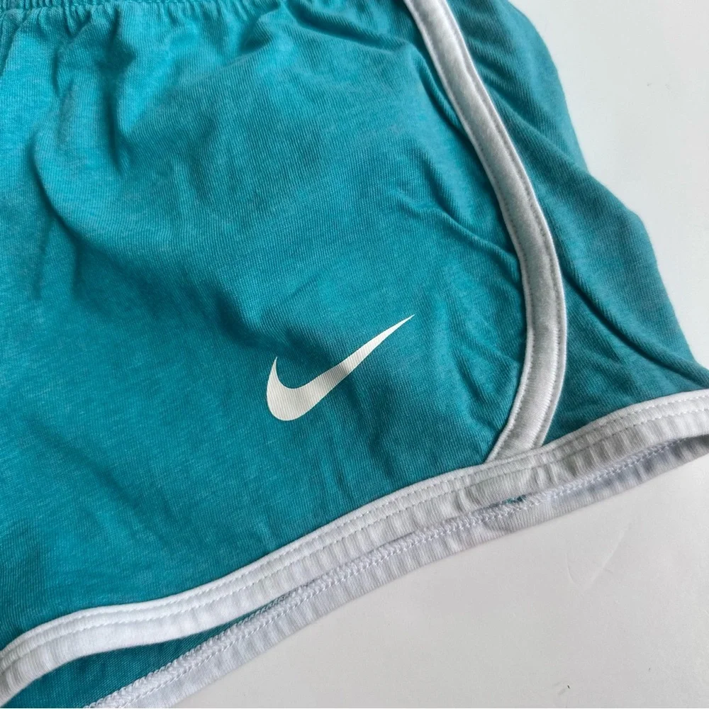 Nike Dolphin Shorts - Picture 3 of 5